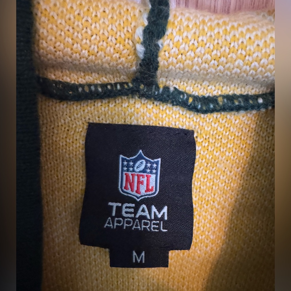 NFL Green Bay Packers hooded sweater MEDIUM with sparkle logo and arm stripe - Picture 3 of 5